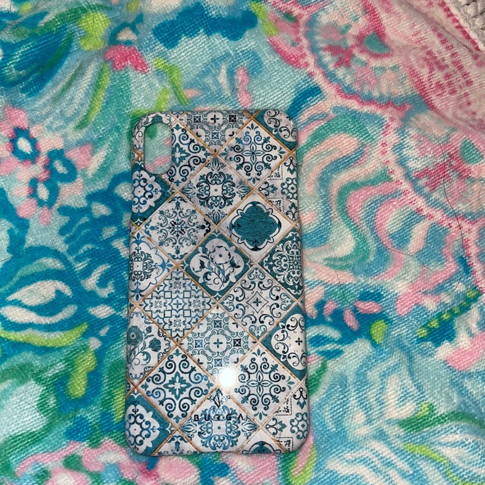 Burga iPhone XS Max phone case, slightly used